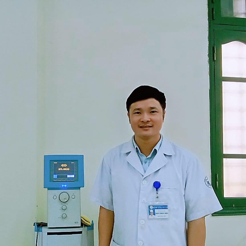 Máy vật lý trị liệu điện xung BTL 5620 của Vương Quốc Anh và Doctor Chu, bác sĩ chuyên khoa cấp 1 về vật lý trị liệu, phục hồi chức năng hàng đầu tại Bắc Ninh