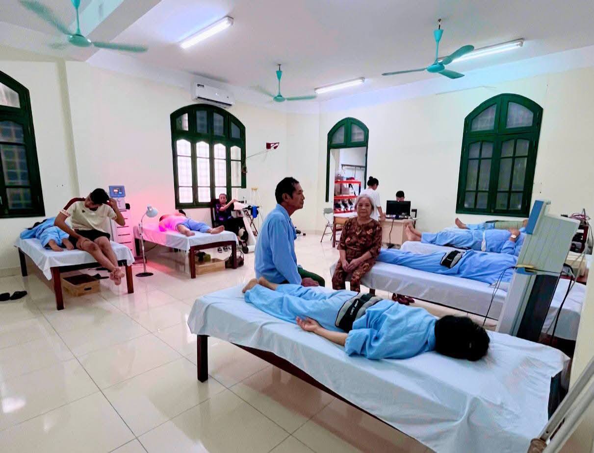 Vật lý trị liệu và Phục hồi chức năng đột quỵ não tại Khoa phục hồi chức năng Bệnh viện Quân y 110