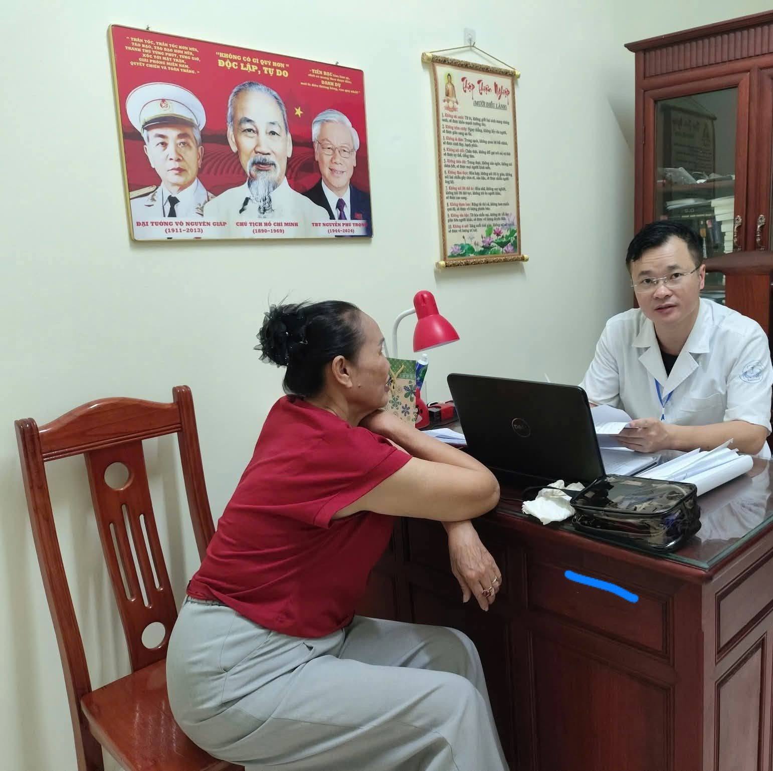 doctor chu thương hiệu cá nhân bác sĩ 2026